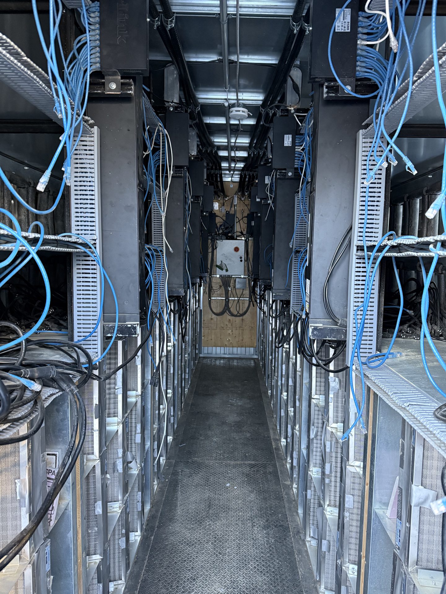 Scribner container interior